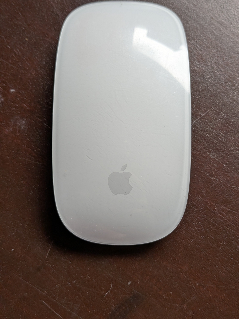 Apple White Magic Mouse - Wireless Bluetooth Multi-Touch Mouse